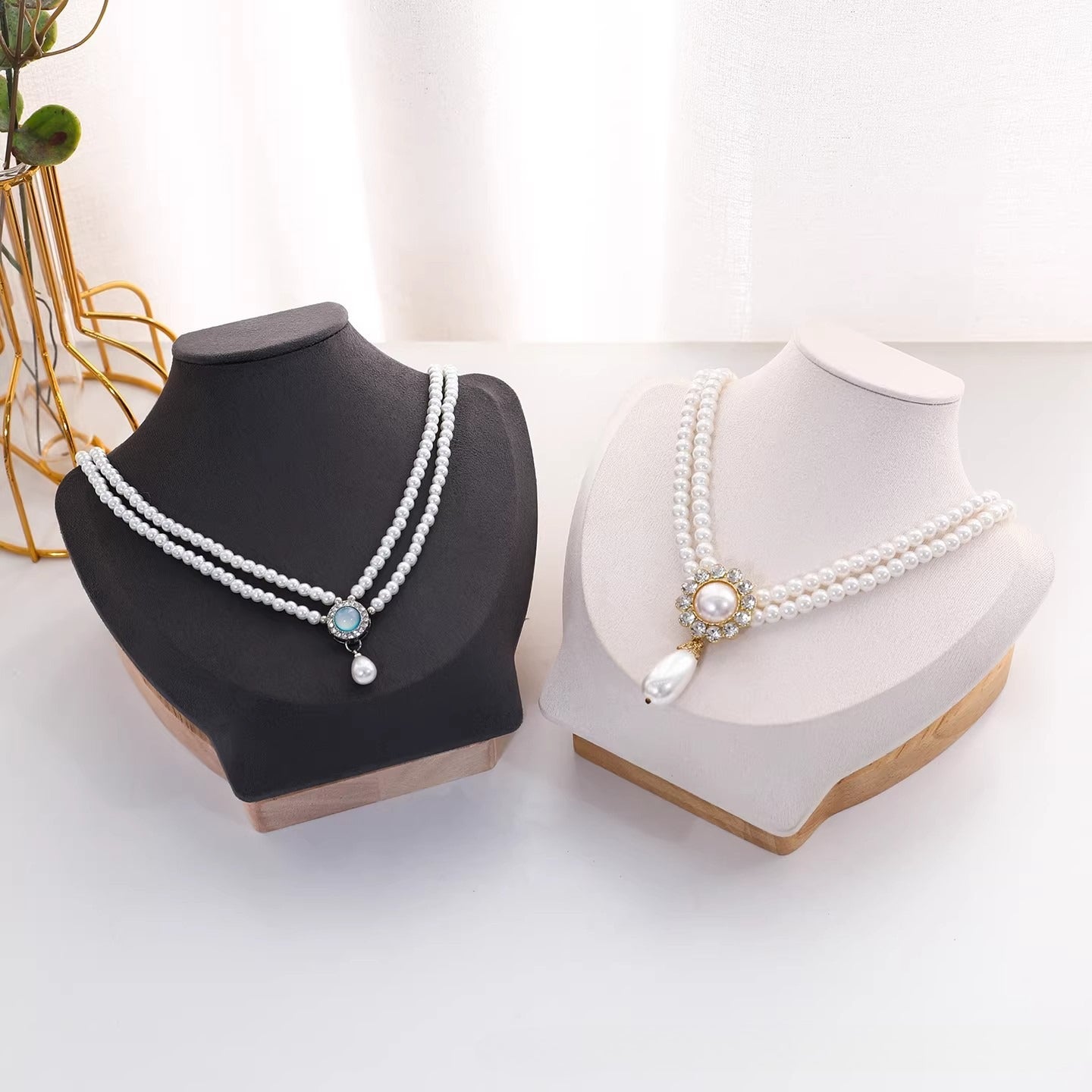 Velvet Necklace Display Stand with Solid Wood Base - Image 2